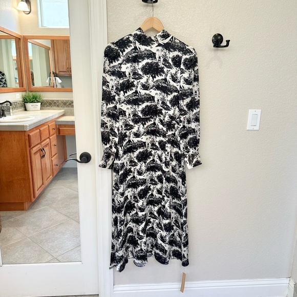 Reformation Maple Dress; size 4 (NWT) - Picture 3 of 8